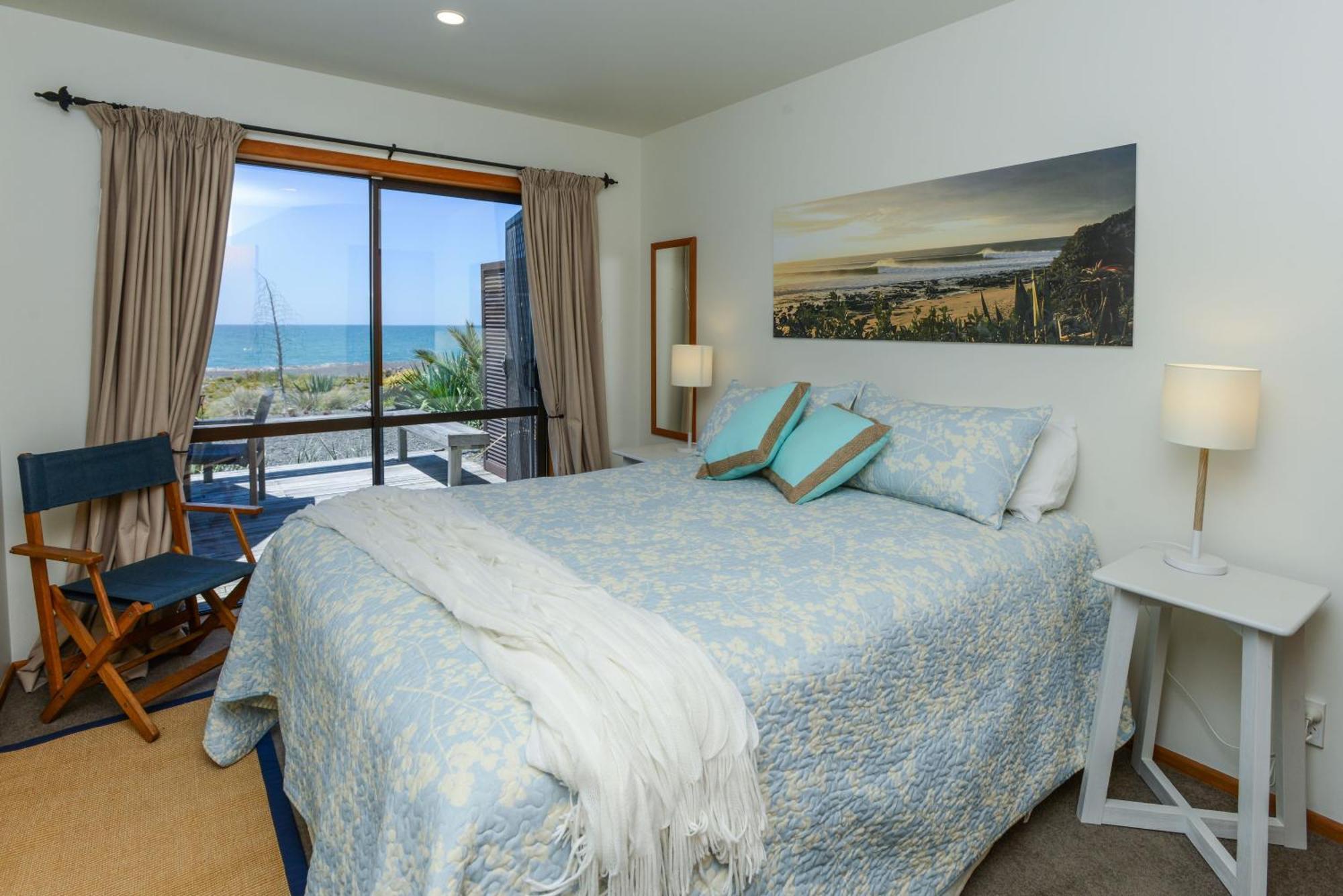 Absolute Beachfront B&B Нейпиър Стая снимка